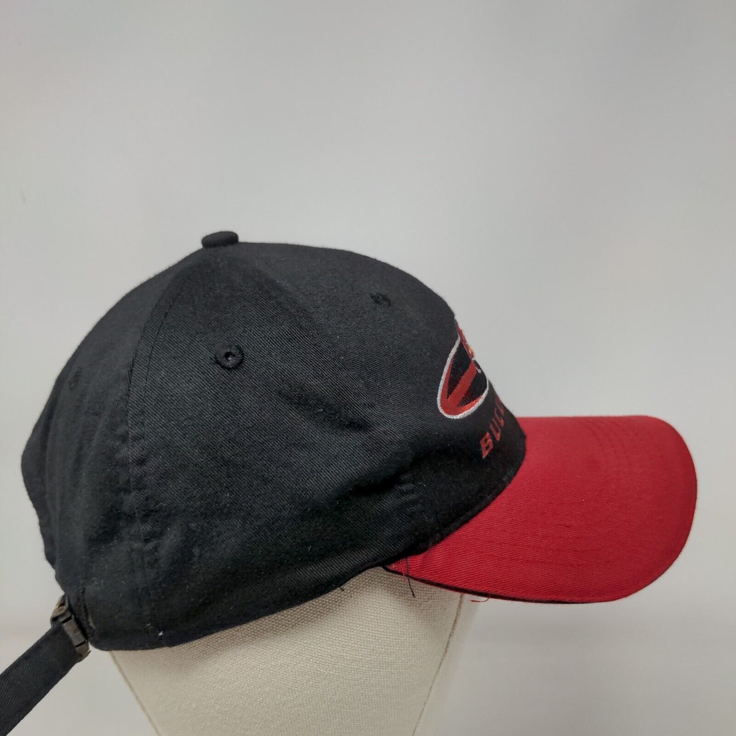 Tampa Bay Buccaneers Slideback Hat Red Black OSFA Embroidered Logo NFL