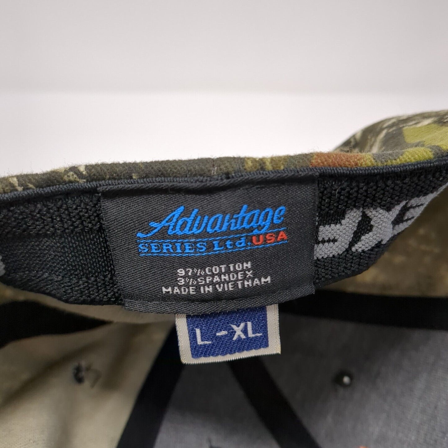 Mossy Oak Fitted Hat Camo L-XL Embroidered Flexfit Hunting W/Tags