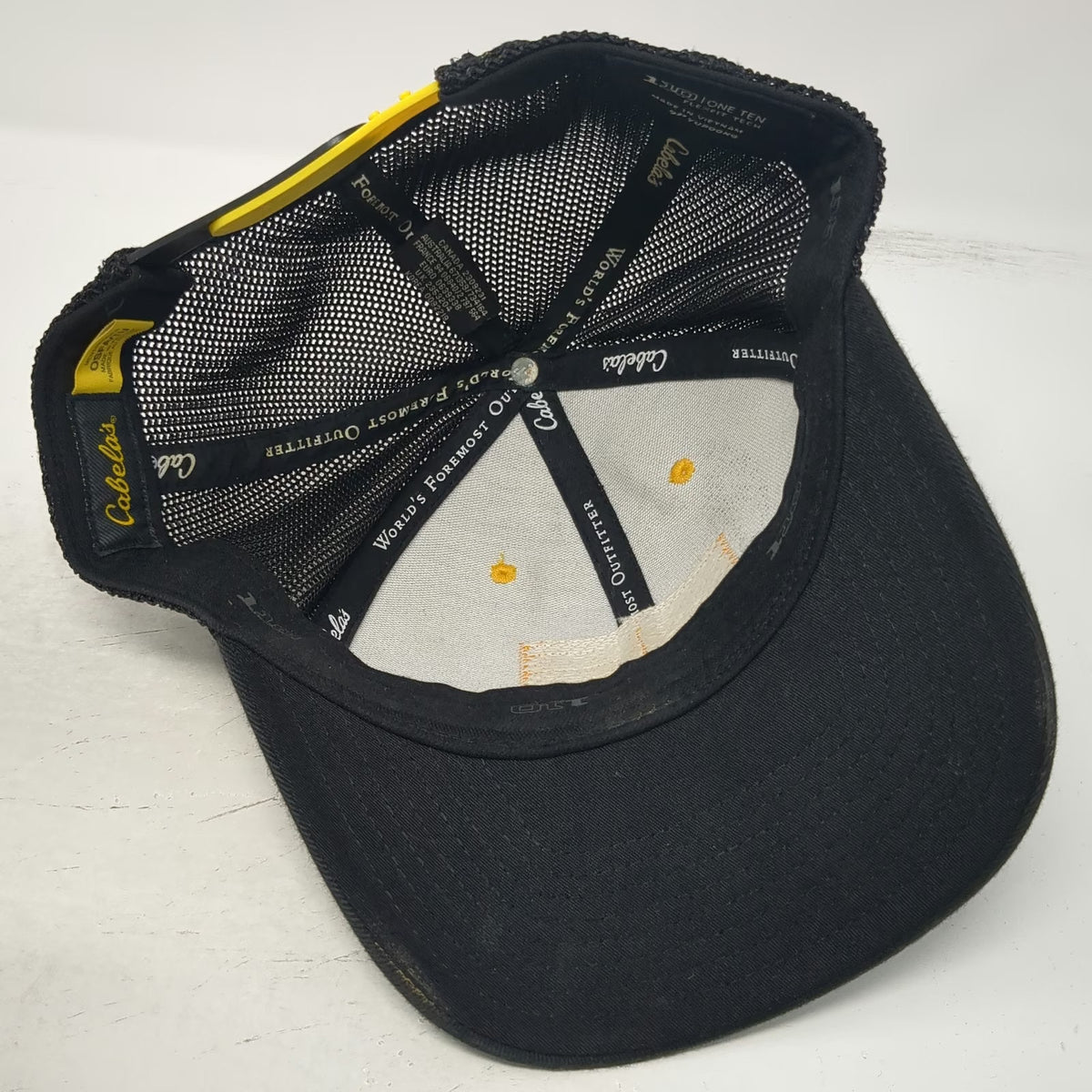 Cabela's Guidewear Trucker Hat Black One Size Mesh Back Snapback Fish Patch