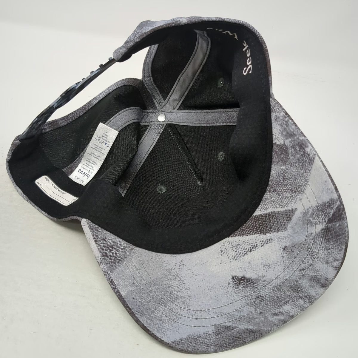 ivivva by lululemon 5 Panel Gray Hat L Snapback Seek Wonder Camo Stretch Graphic