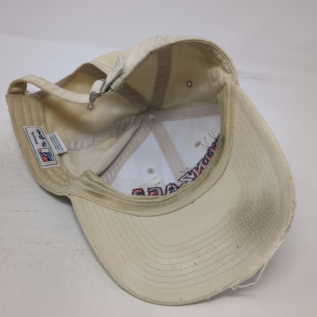 The Game Gonzaga Bulldogs NCAA Basketball Hat Beige One Size Slideback Cotton
