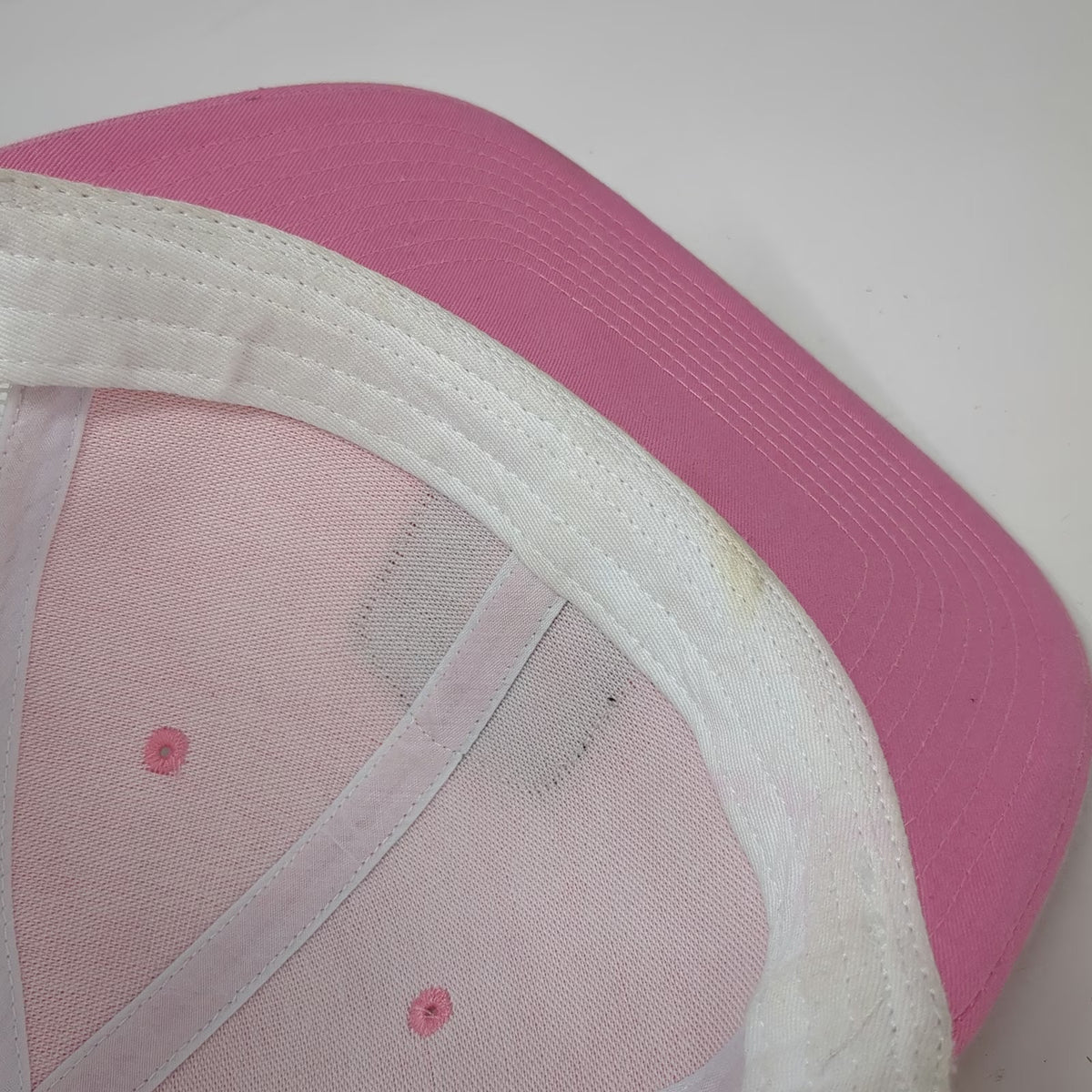 Richardson Trucker Hat Pink White One Size Mesh Snapback 4Bagger Cornhole Lion