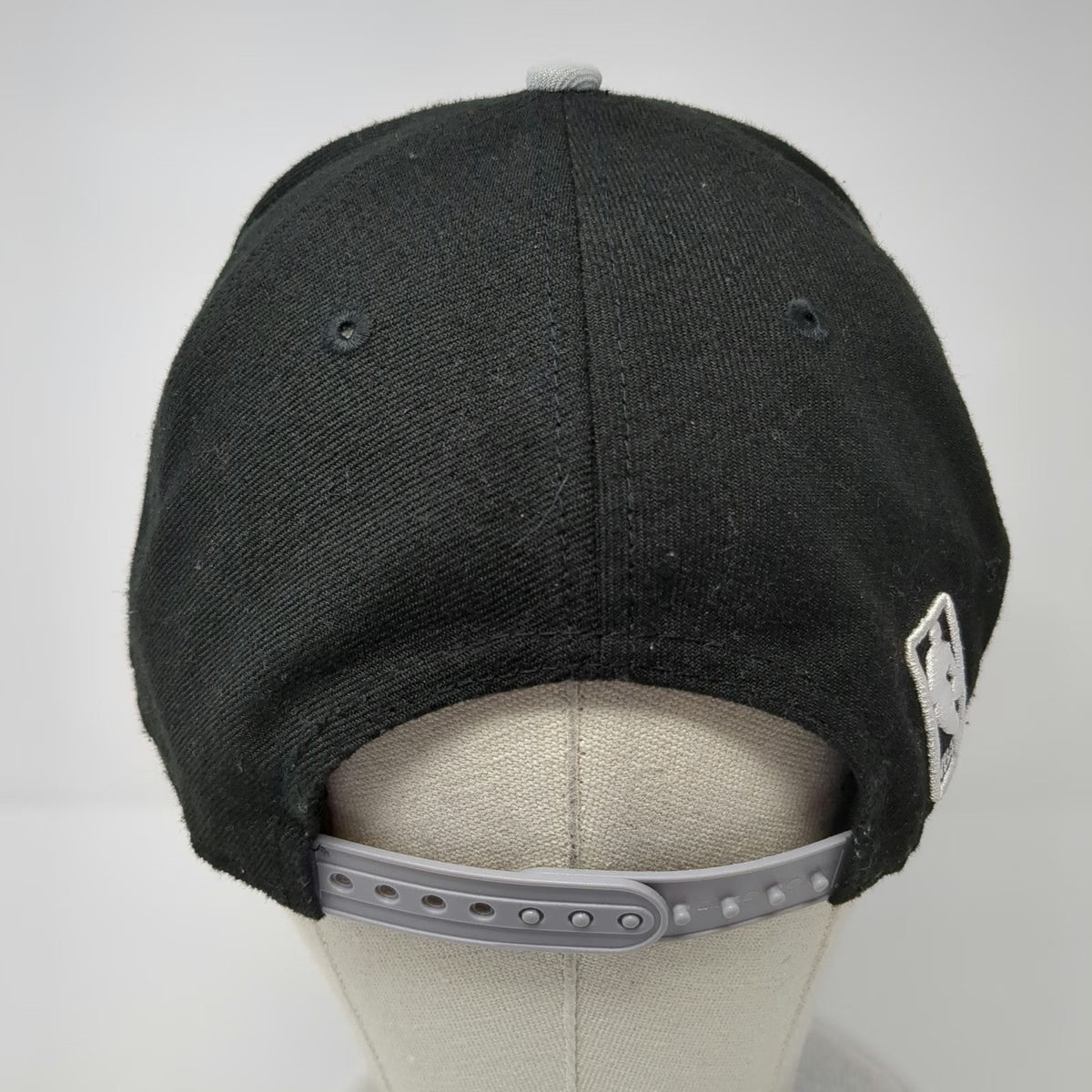 New Era San Antonio Spurs NBA Snapback Hat Black Gray One Size Flat Brim OSFM