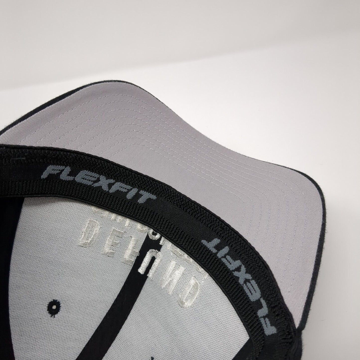 Defund Gun Control Fitted Hat Black L-XL Embroidered Flexfit Yupoong