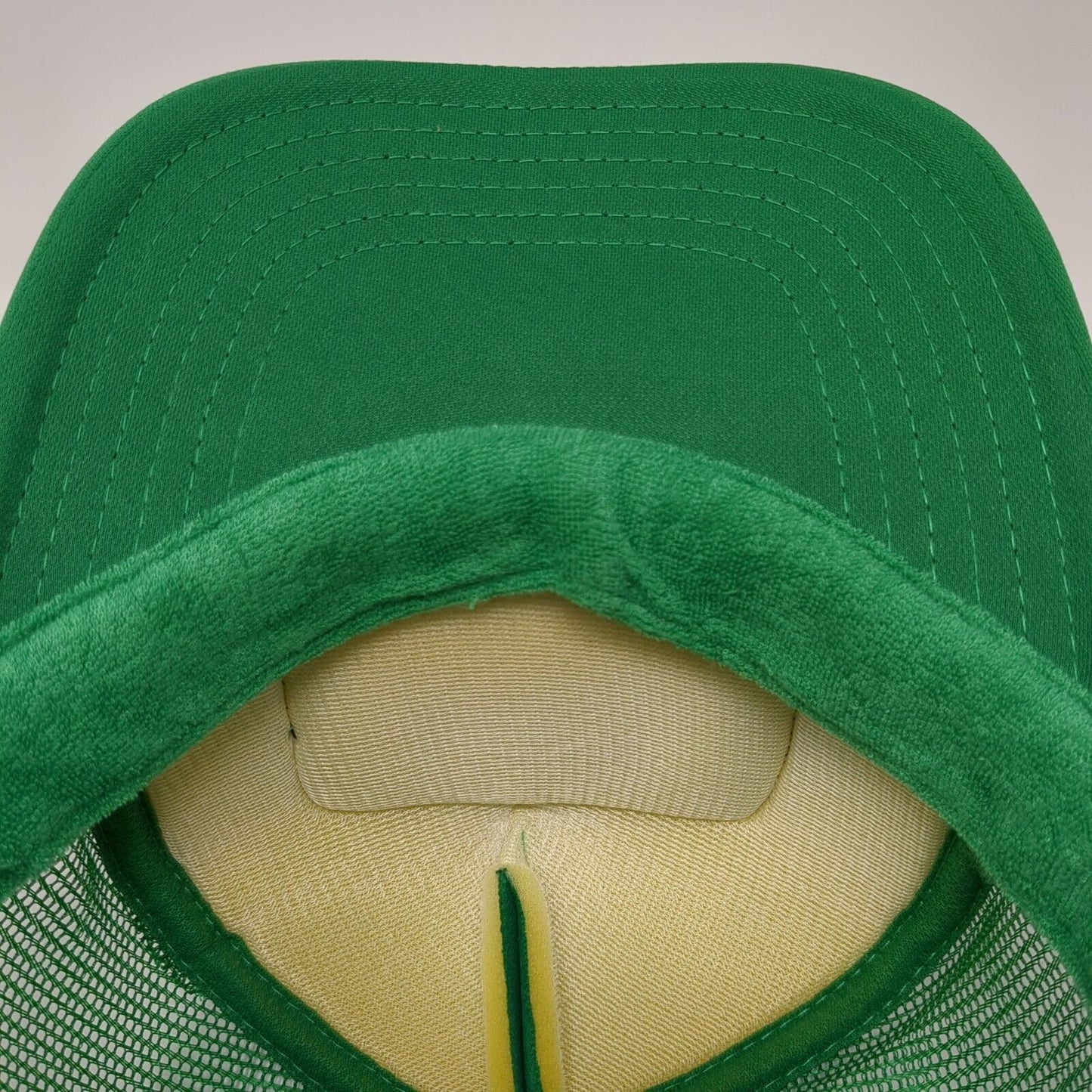 Live It Up Snapback Trucker Hat Green OS Adjustable Mesh Back Rope Local Beach
