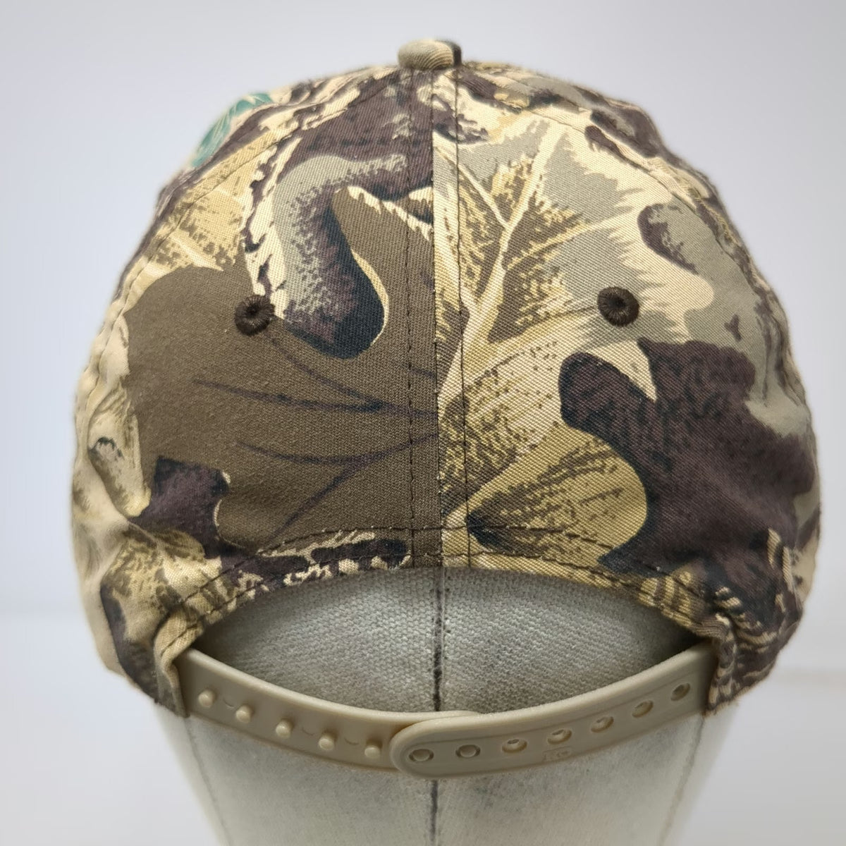 Quality Go USA Snapback Hat Green One Size Les Schwab Tires Camo Logo Outdoor