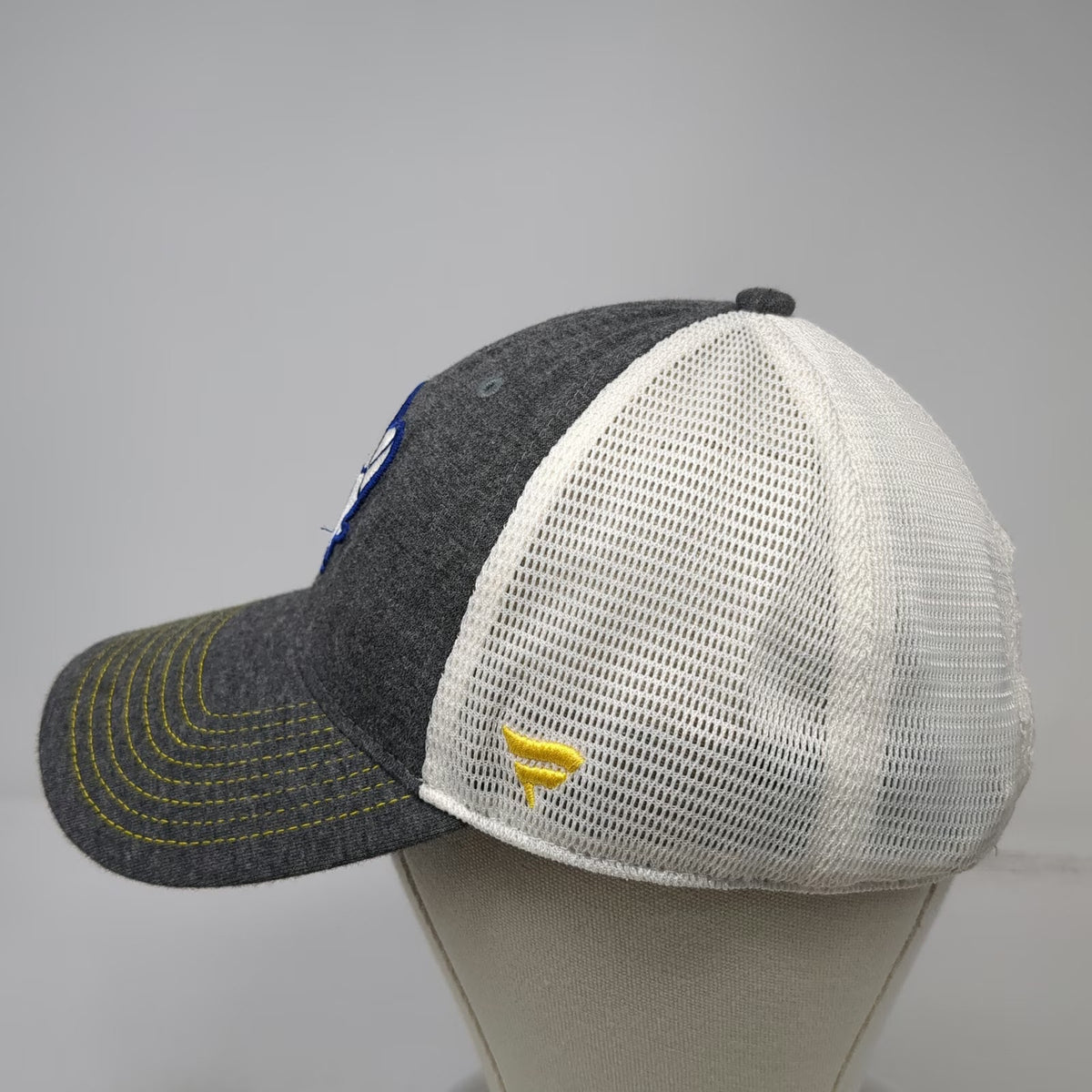 Los Angeles Rams NFL Fanatics Trucker Hat Gray White Blue One Size Snapback Mesh