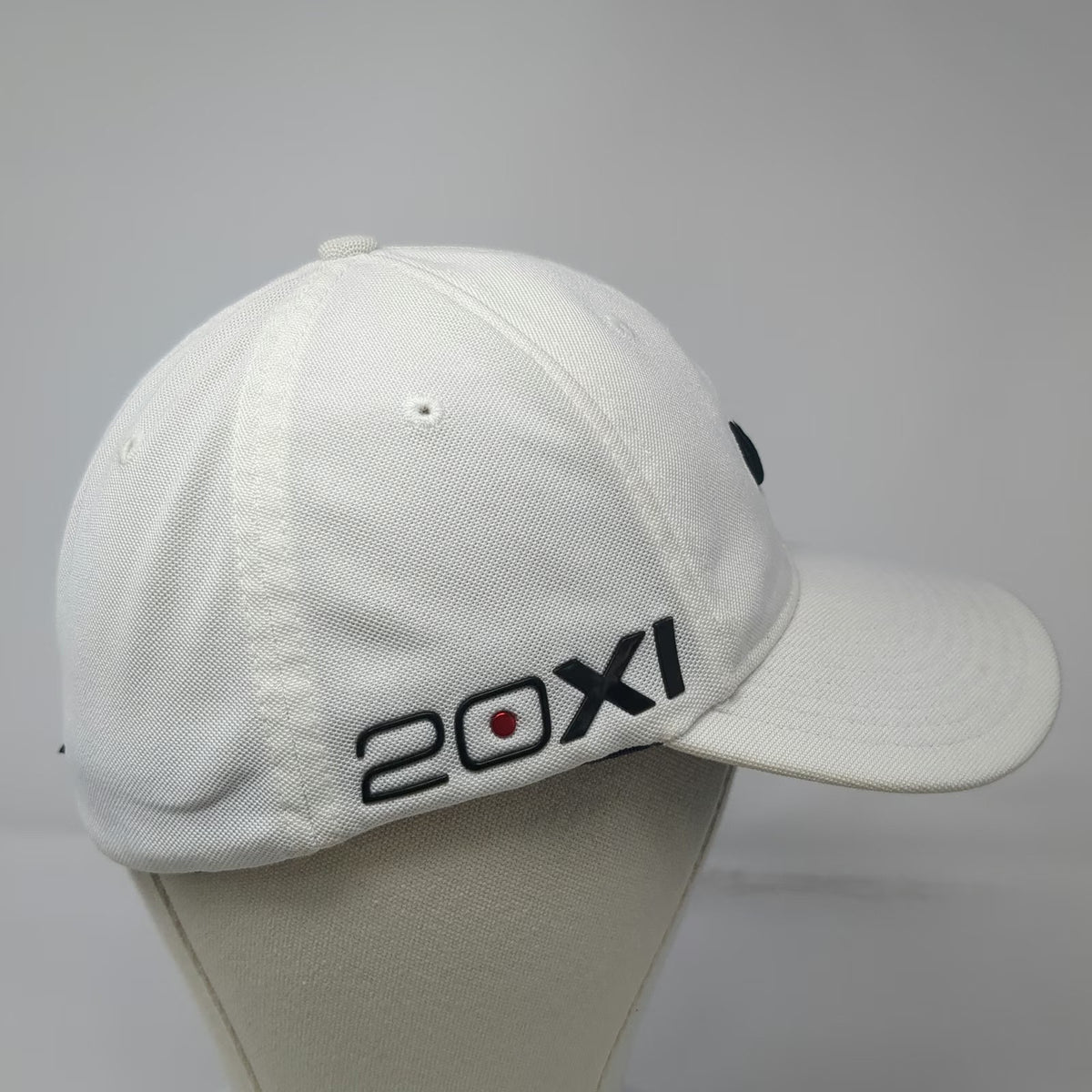 Nike Golf Baseball Cap White M Flexfit VR 20XI Swoosh Hat Sport Logo