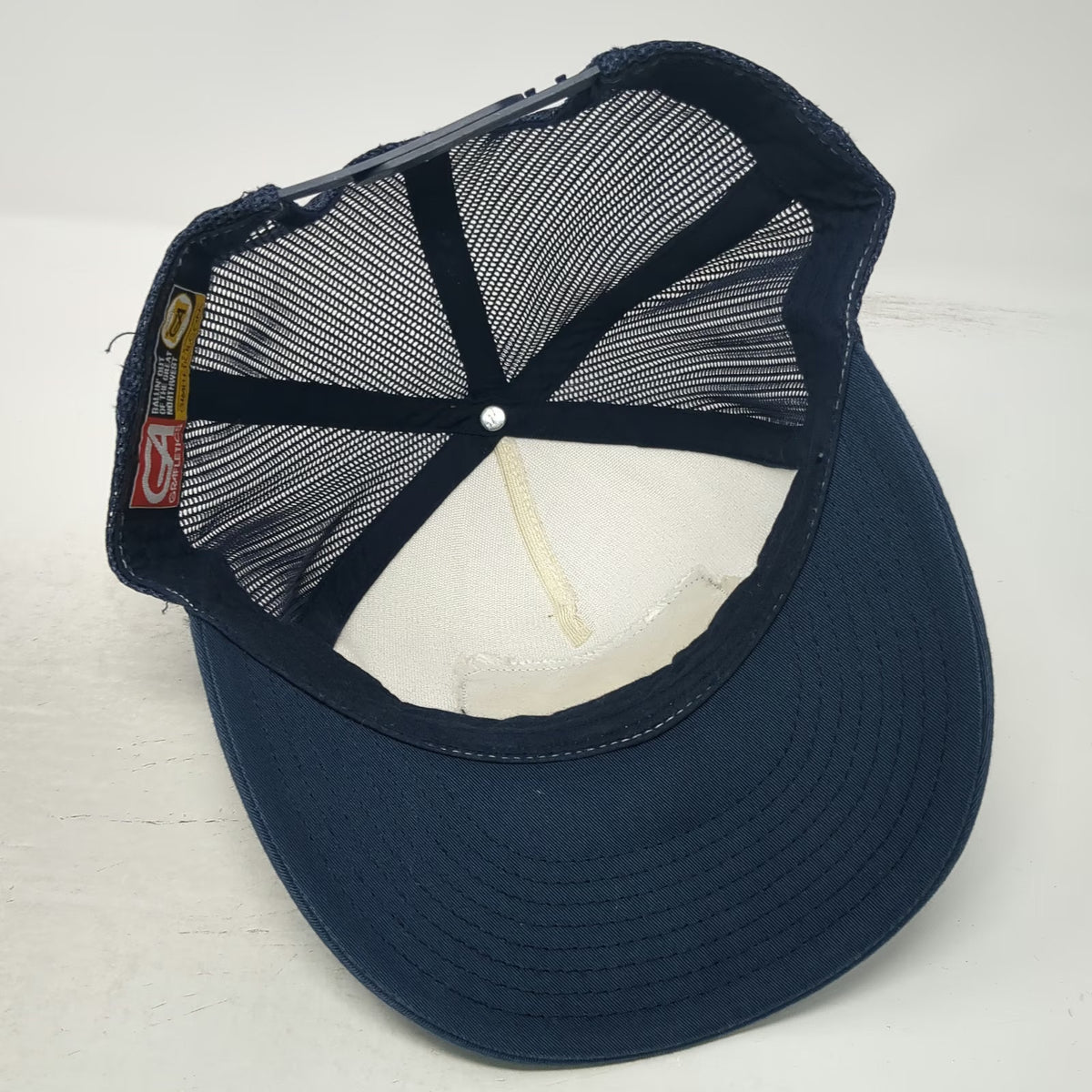 Grafletics Trucker Hat Blue One Size Oregon Mountain Patch Mesh Snapback Cap