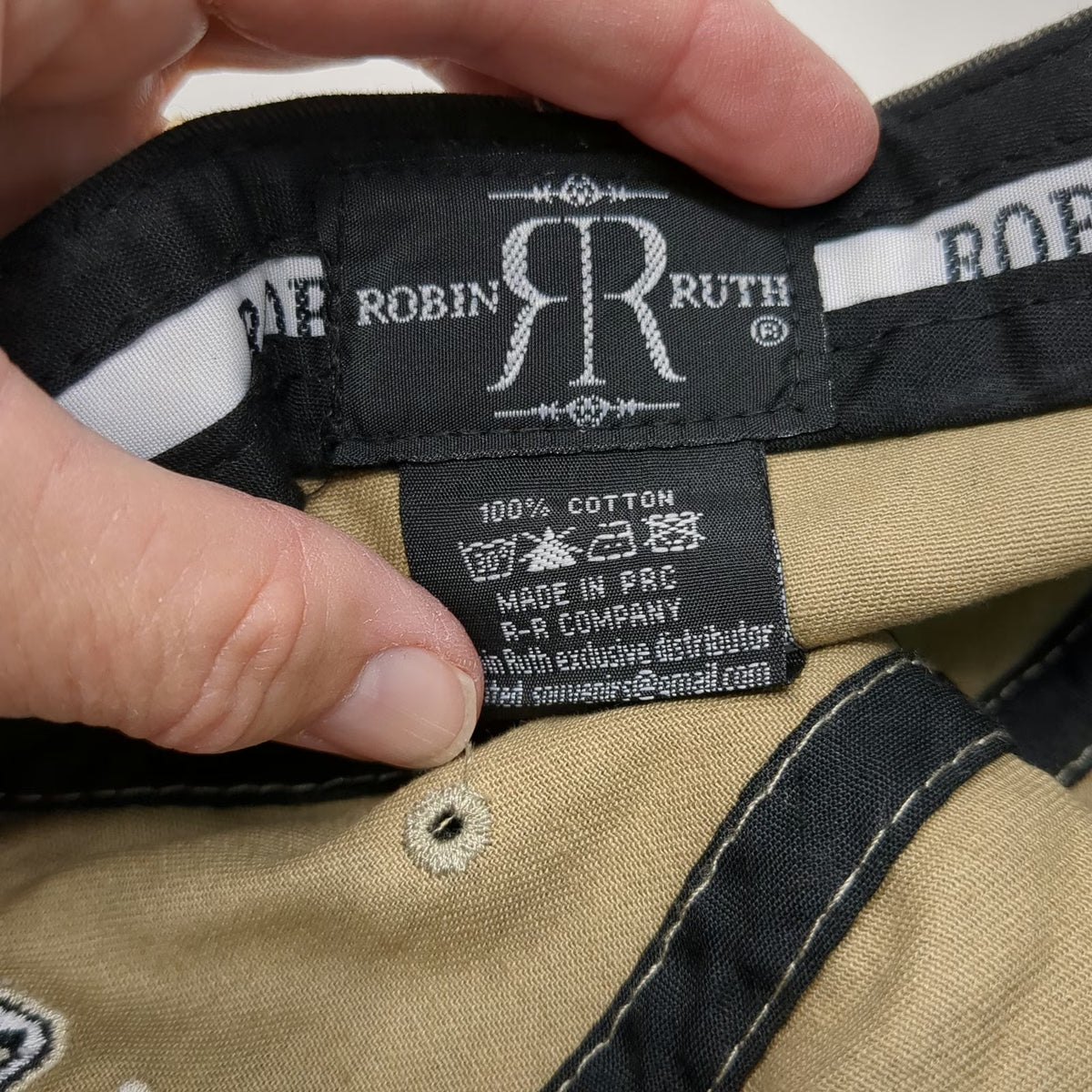 Robin Ruth Paris Baseball Cap Black One Size Contrast Stitching Souvenir Hat