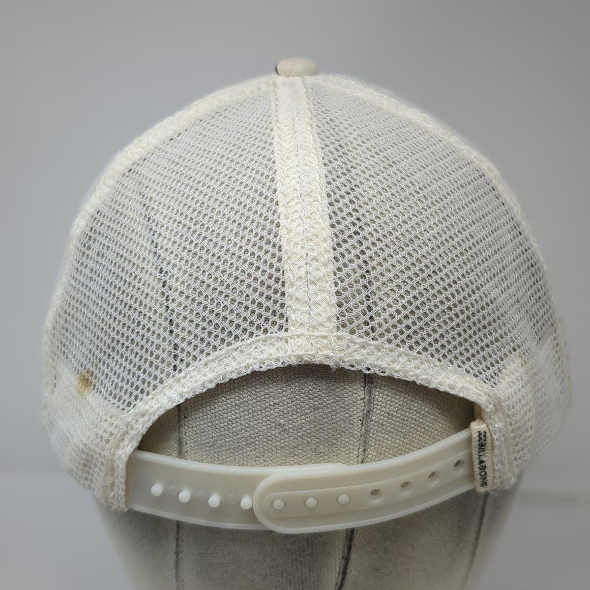 Billabong Trucker Hat Beige One Size Geometric Rainbow Logo Mesh Back Snapback
