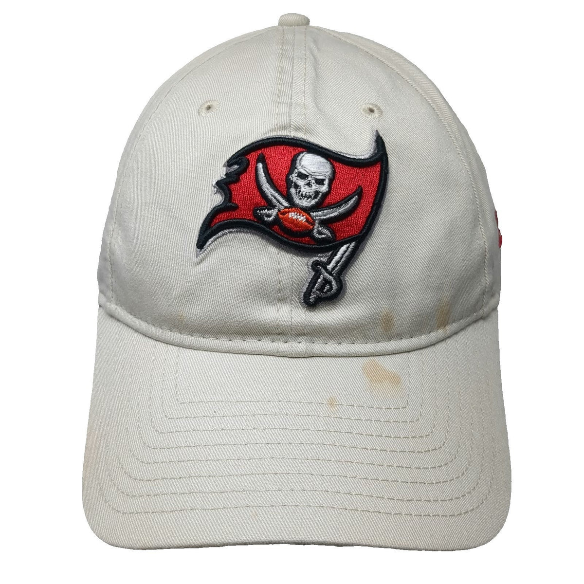 Tampa Bay Buccaneers NFL New Era Cap Beige OSFM Slideback 9TWENTY Curved Brim