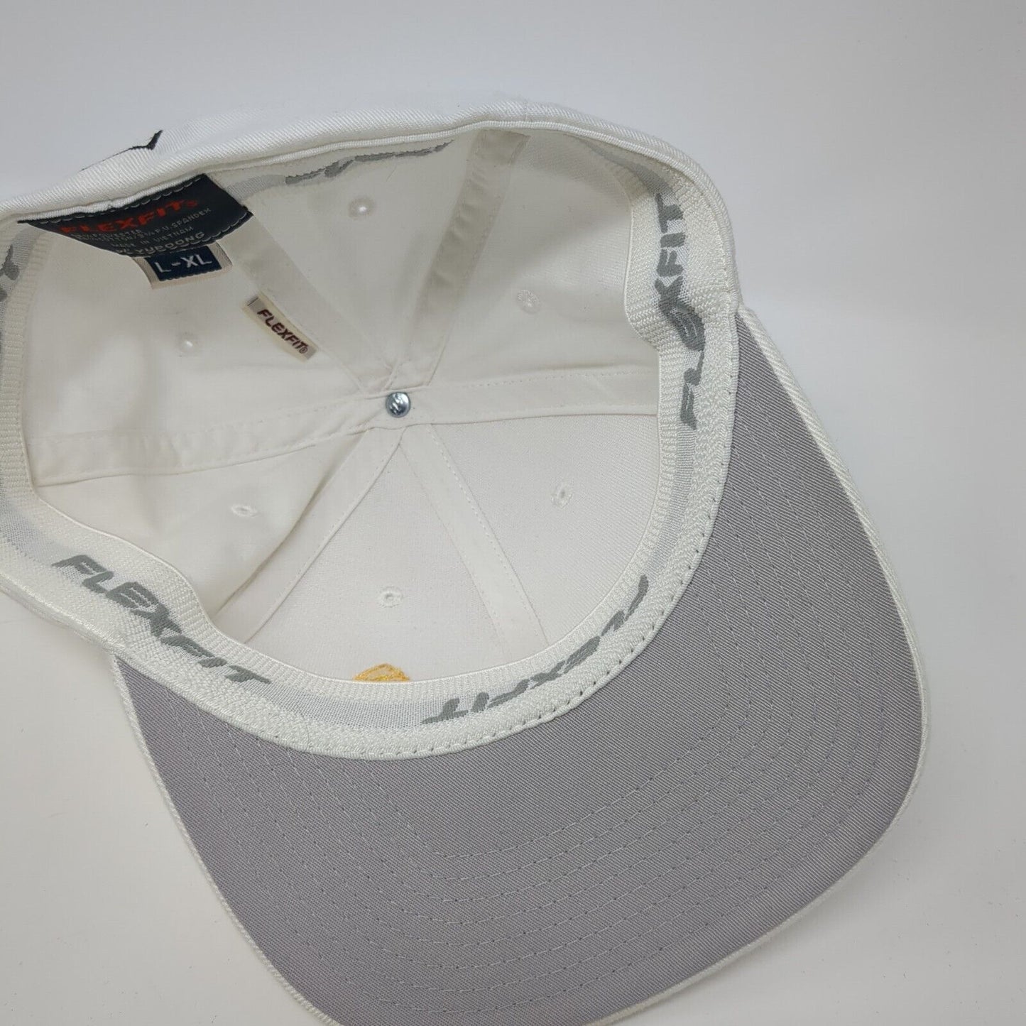 Yupoong Fitted Hat White L/XL Flexfit Embroidered Vented Holes 6 Panel