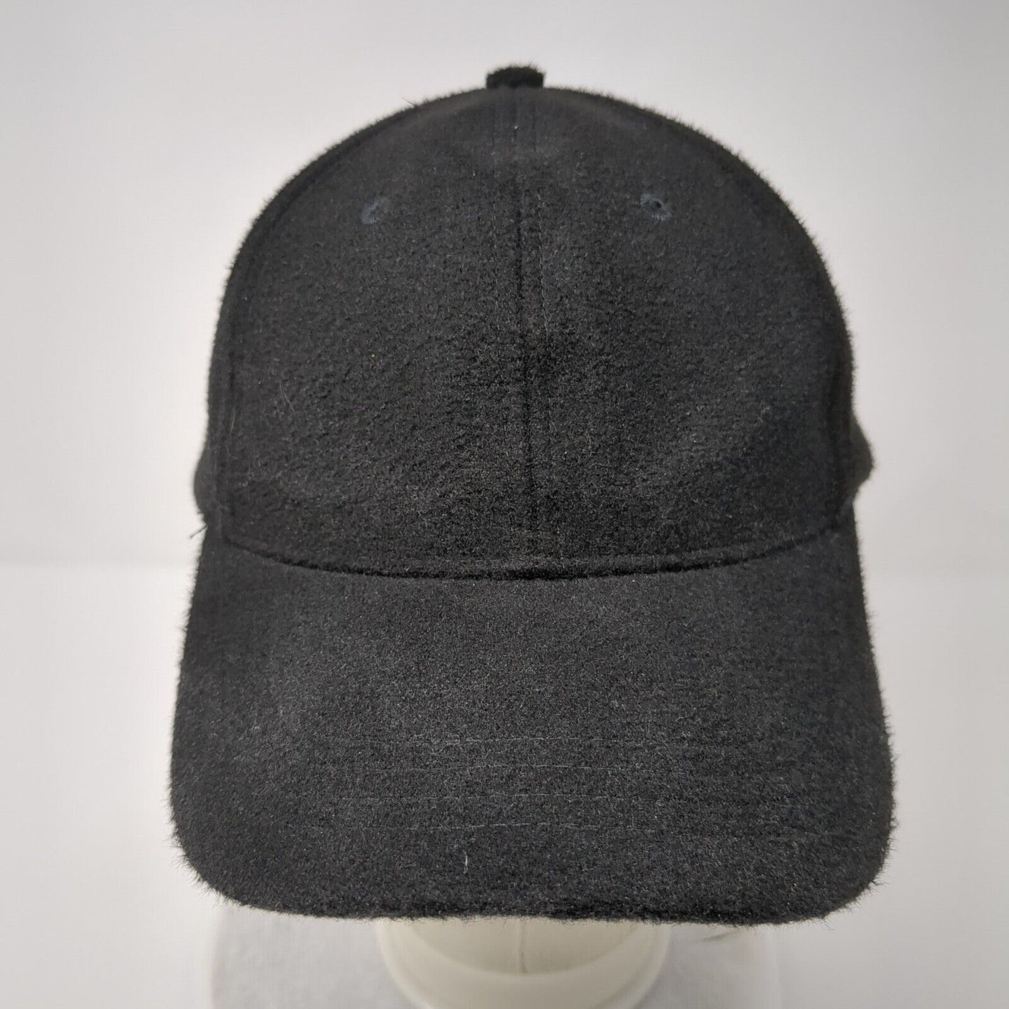 D&Y Strapback Hat Black OSFM Adjustable Solid 6 Panel Vent Holes