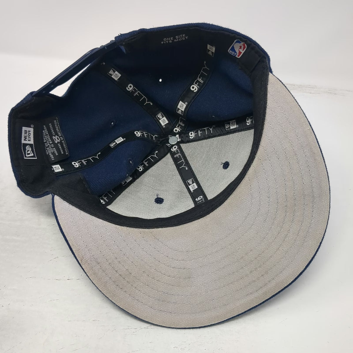 New Era Minnesota Timberwolves NBA Blue Snapback One Size Hat Flat Brim 9FIFTY