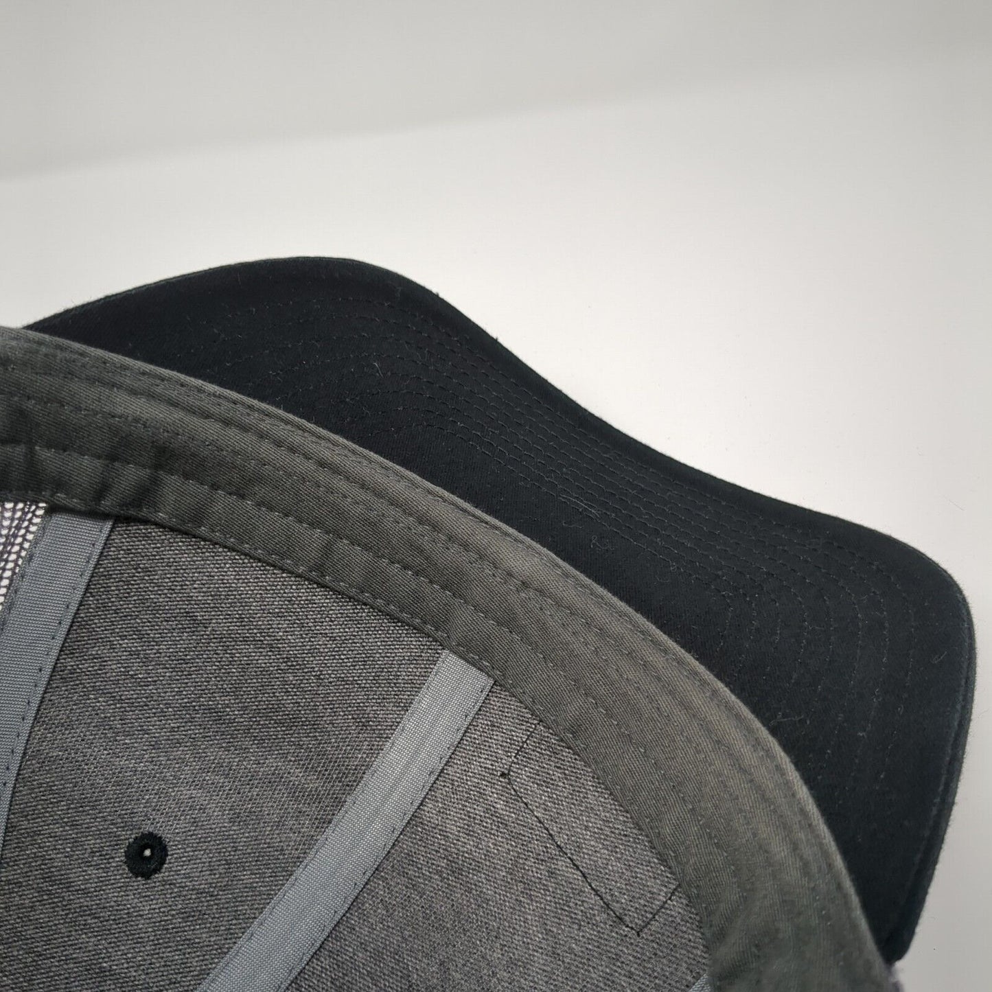 HK A CRH Company Snapback Trucker Hat Black M/L Adjustable Mesh Back Richardson