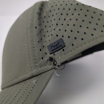 Melin Baseball Hat Green 60 CM Perforated Hydro Snapback Performance A-Game