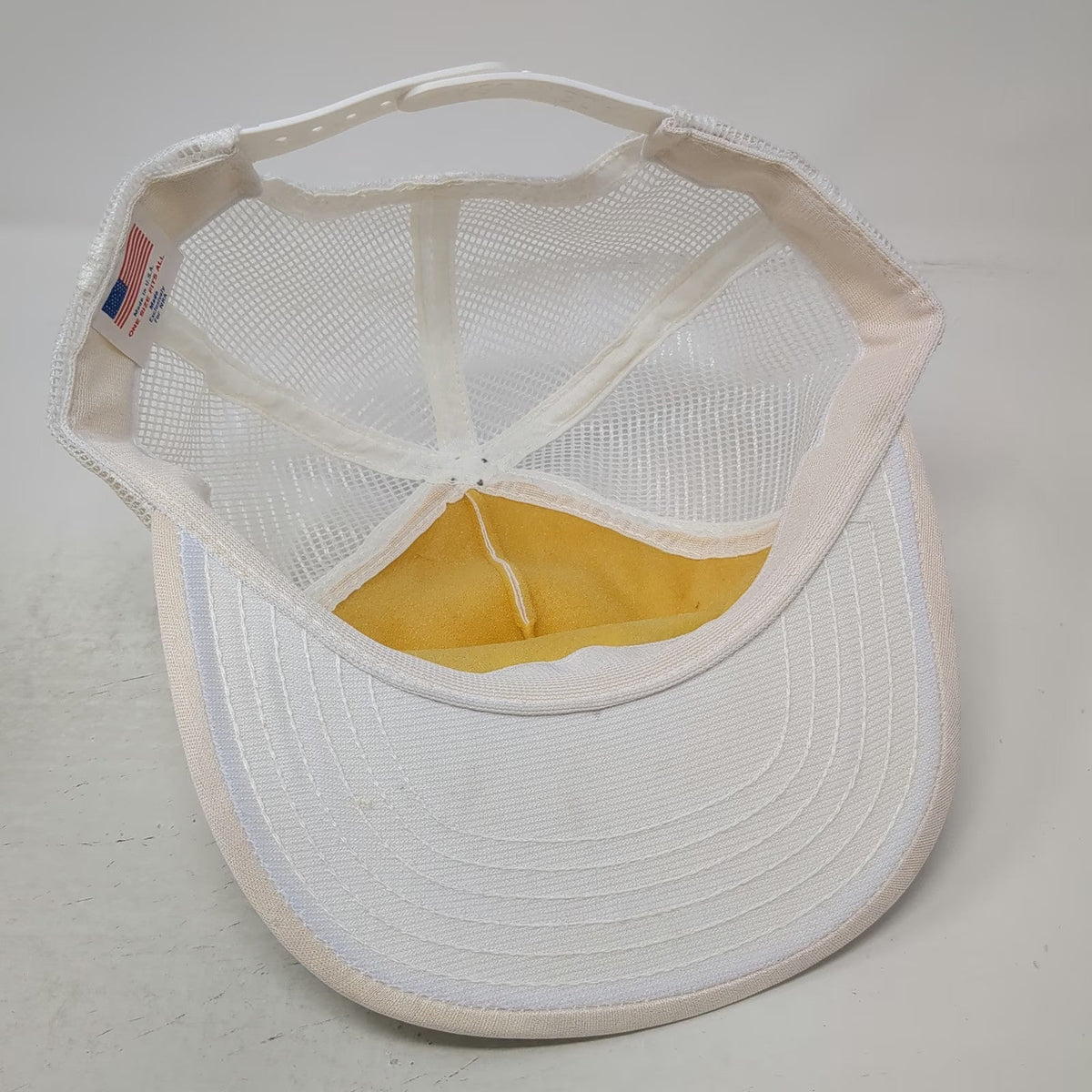 NRA Trucker Hat White One Size Bill of Rights 1791-1991 Eagle Rifle USA Made