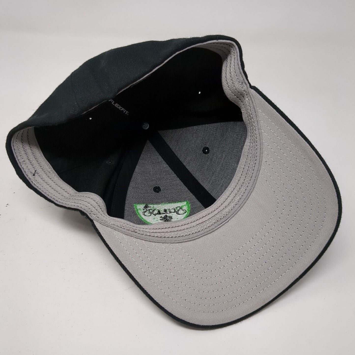 Sully's Star Idaho Fitted Hat Black SM-MD Embroidered Flexfit 6 Panel