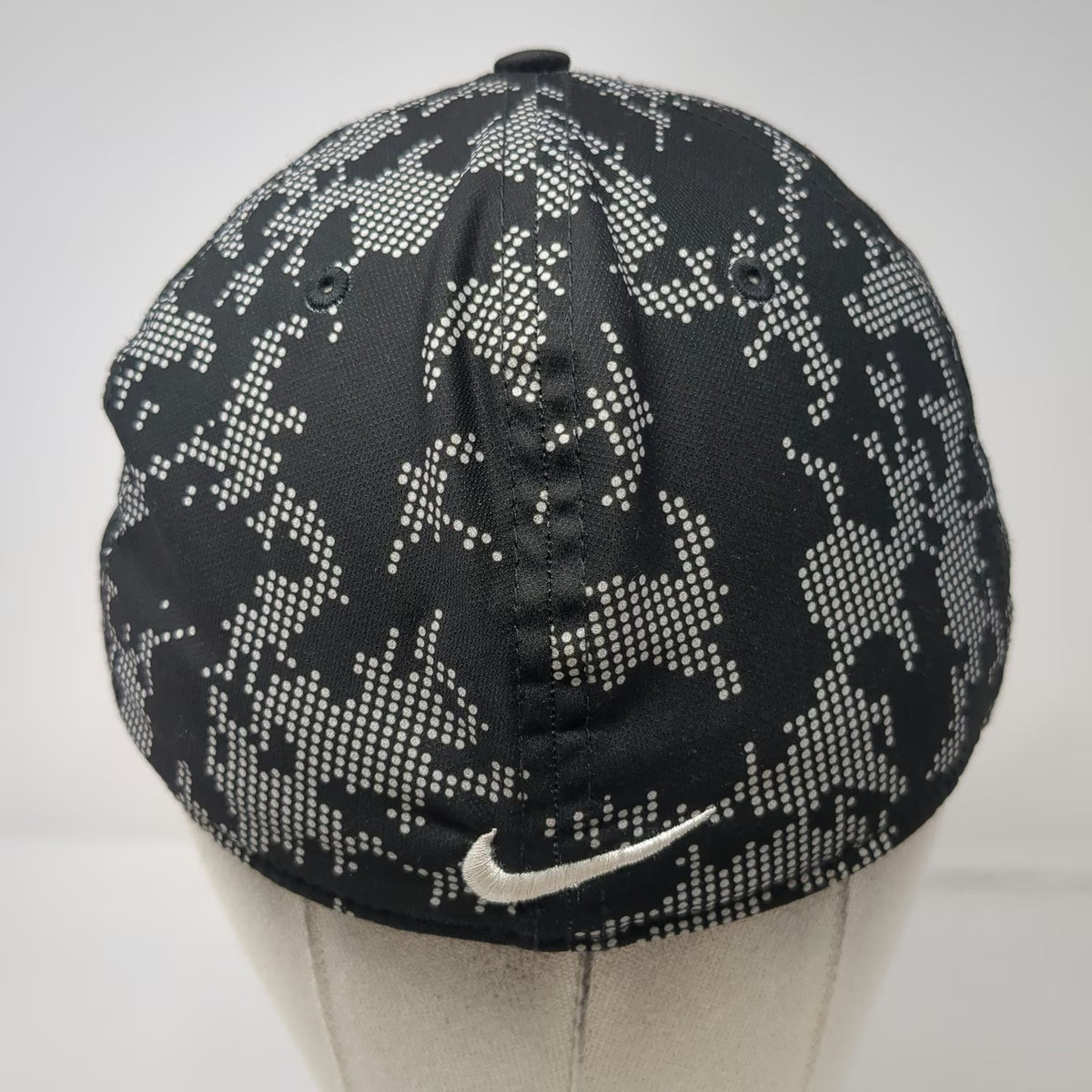 Nike Snapback Black Gray One Size Flat Brim Dri-FIT Digital Camo Embroidered Hat