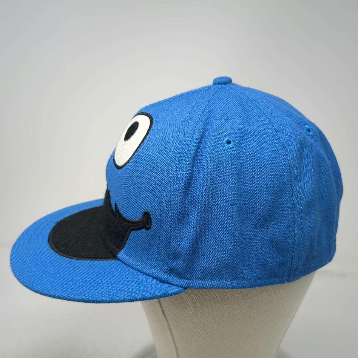 Sesame Street Baseball Cap Blue XL Fitted Cookie Monster Face Pattern Brim Hat