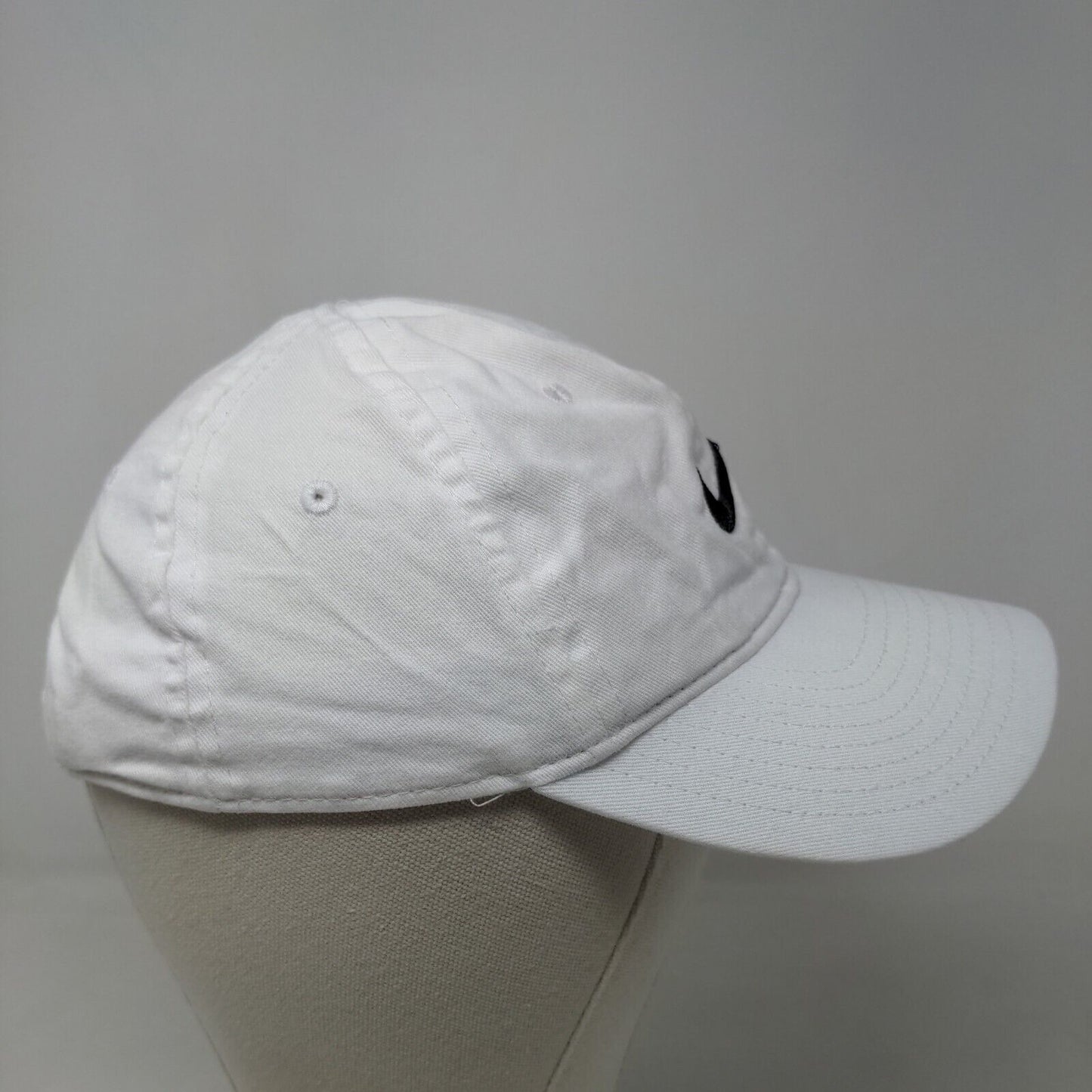 Nike Boy's Strapback Hat White Size 4-7 Embroidered Swoosh Logo Cotton