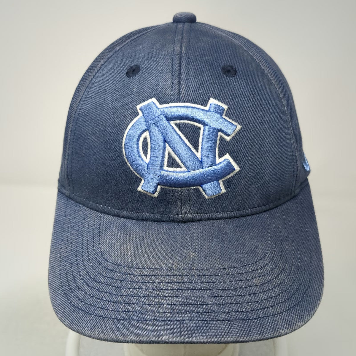Nike North Carolina Tar Heels NCAA Cap Blue One Size Swoosh Flex Embroidered Hat