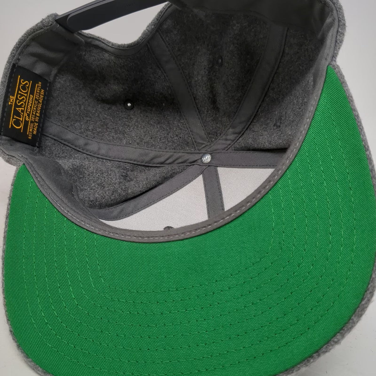 Yupoong Snapback Hat Gray One Size Wool Blend Bear Patch Green Underbrim Bill