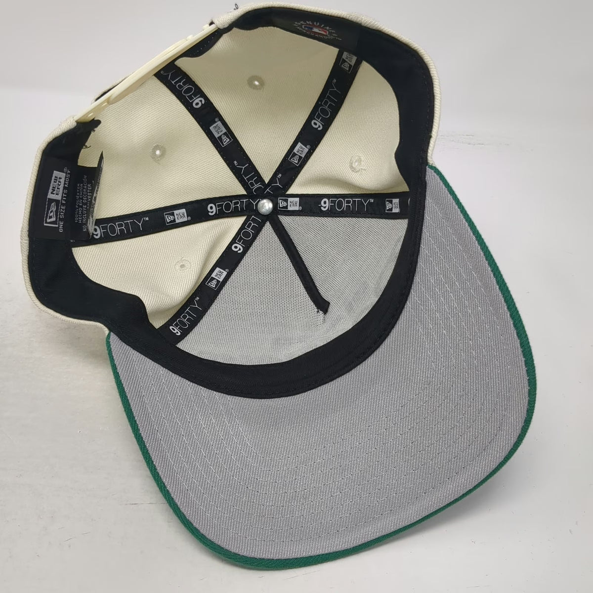 New Era 5 Panel White Green One Size Los Angeles Dodgers Snapback MLB Hat