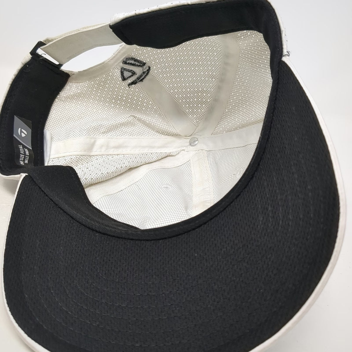 TaylorMade White Baseball Cap One Size Stealth TP5 Perforated Slideback Hat