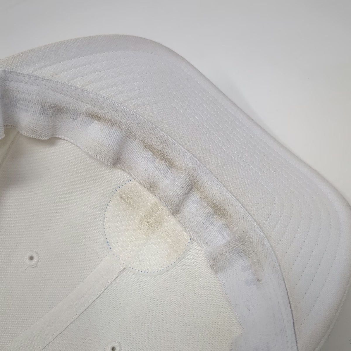 TravisMathew Snapback White One Size 110 Flexfit Patch Golf Hat Structured 2007