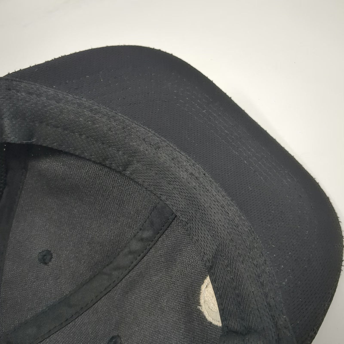 Taco Bell Snapback Black Hat One Size Embroidered Side Logo Performance Mesh