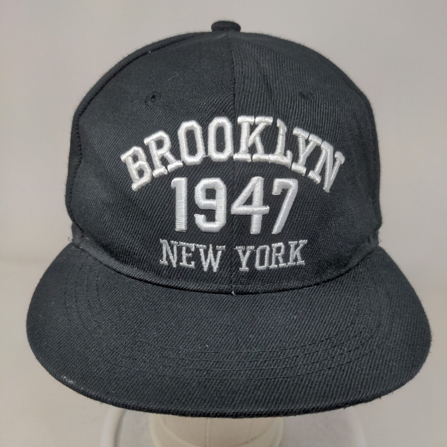 Brooklyn New York 1947 Snapback Hat Black One Size What's New York Like?