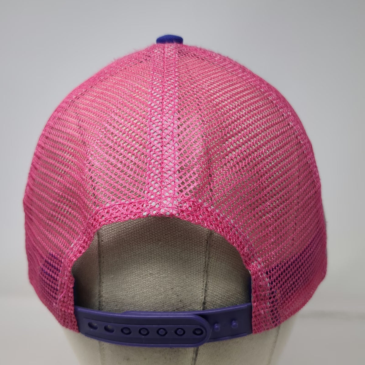 Ariat Trucker Hat Blue Pink One Size Snapback Mesh Reflective Logo shield