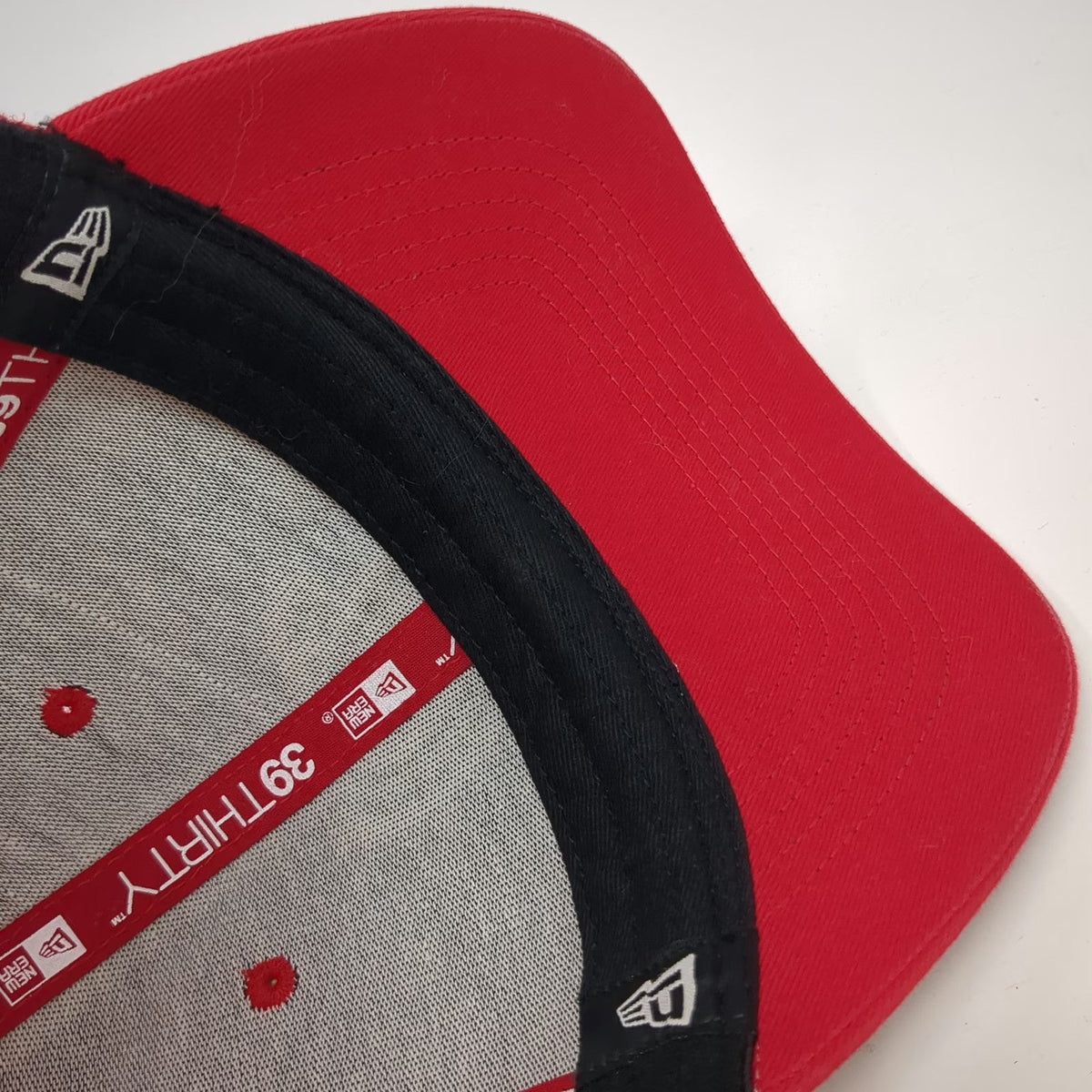 New Era Washington Nationals MLB Baseball Cap Red White Blue M 39THIRTY Mesh Hat