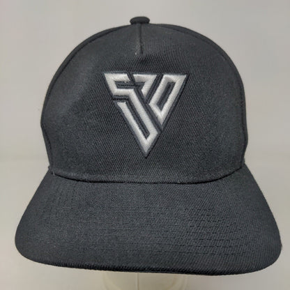 Unbranded Men's Snapback Hat Black Size OSFM Embroidered Logo 100% Acrylic