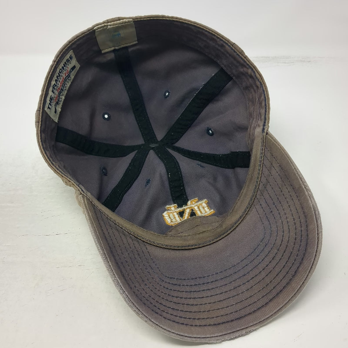 Notre Dame Fighting Irish NCAA Twins Enterprise Cap Blue XL Hat Fitted Shamrock