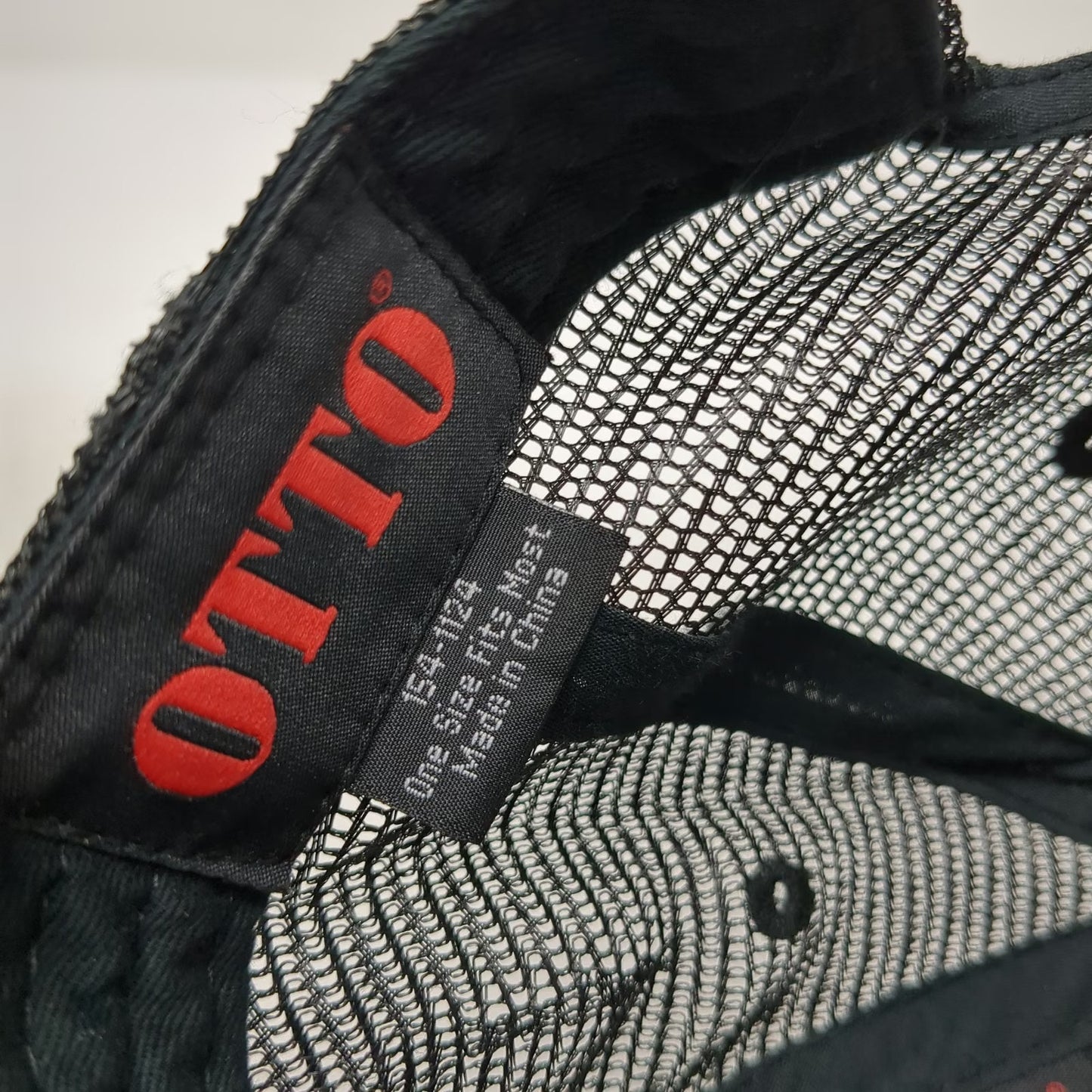 Otto Trucker Hat Black Red One Size R&R Barbeque SLC UT Pig Mesh Snapback
