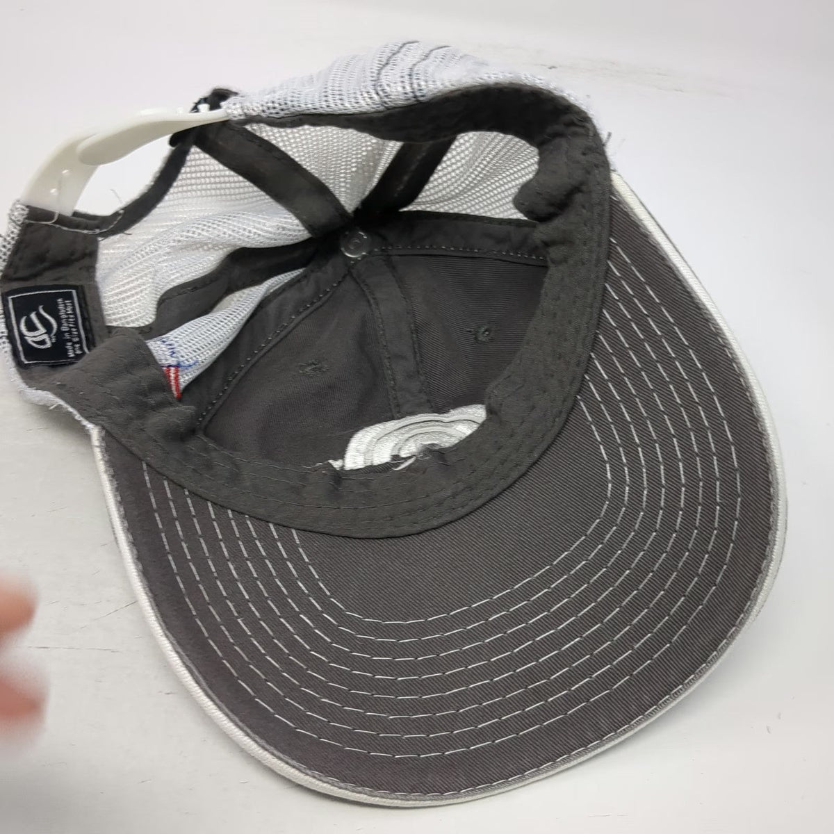 Outdoor Cap Trucker Hat Gray One Size Maibec US Canada Flags Mesh Snapback