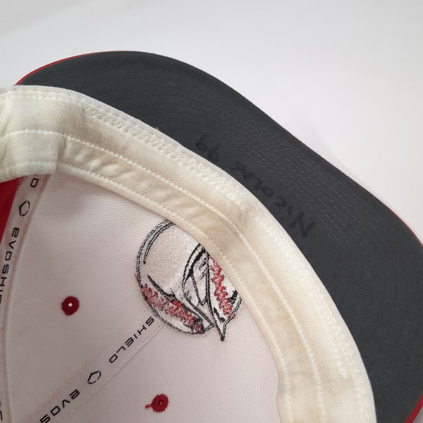 EvoShield Baseball Cap Red White M Warriors Perforated Flexfit Team Logo hat