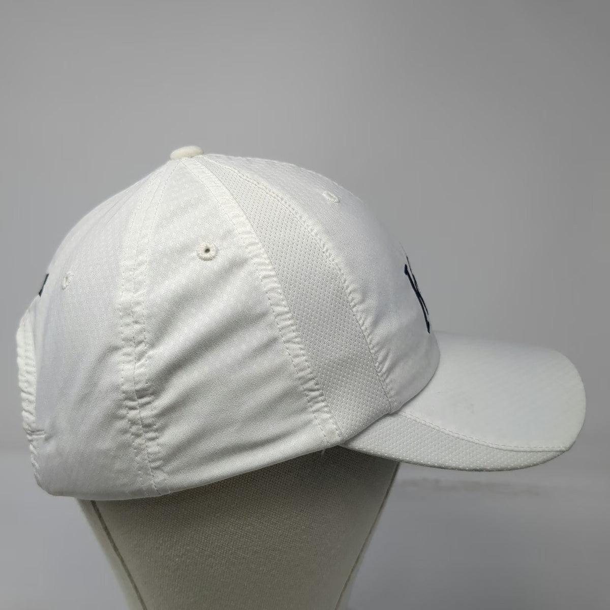 Nike Baseball Cap White One Size Kyäni Golf Logo Performance Strapback Hat