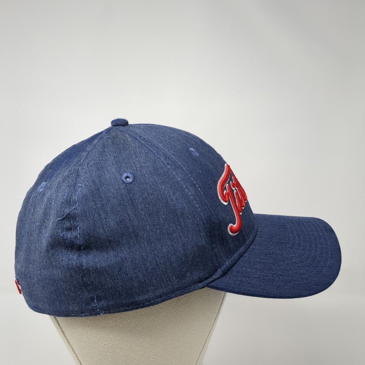 Titleist Fitted Golf Hat Blue Small/Medium A-Flex Embroidered 6 Panel