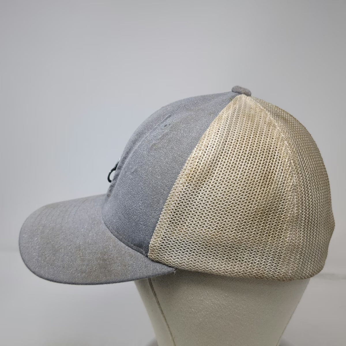 Flexfit Yupoong Baseball Cap Gray One Size Mesh Back Metal Fish Stretch Fit Hat