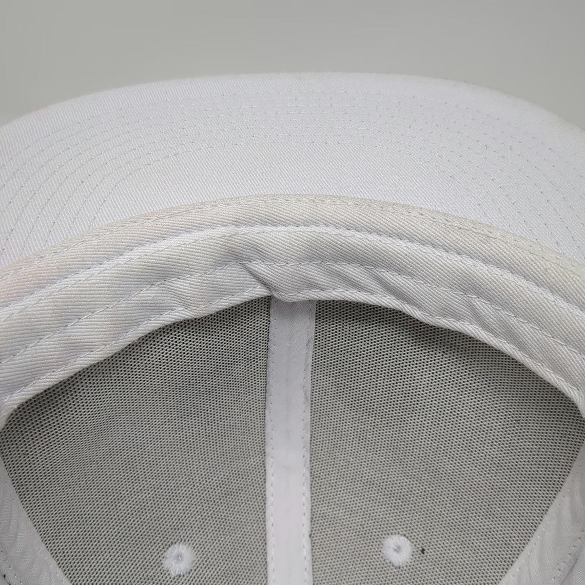 JAKO Snapback White Hat One Size 2025 ReyCup Champions Embroidered Flat Brim