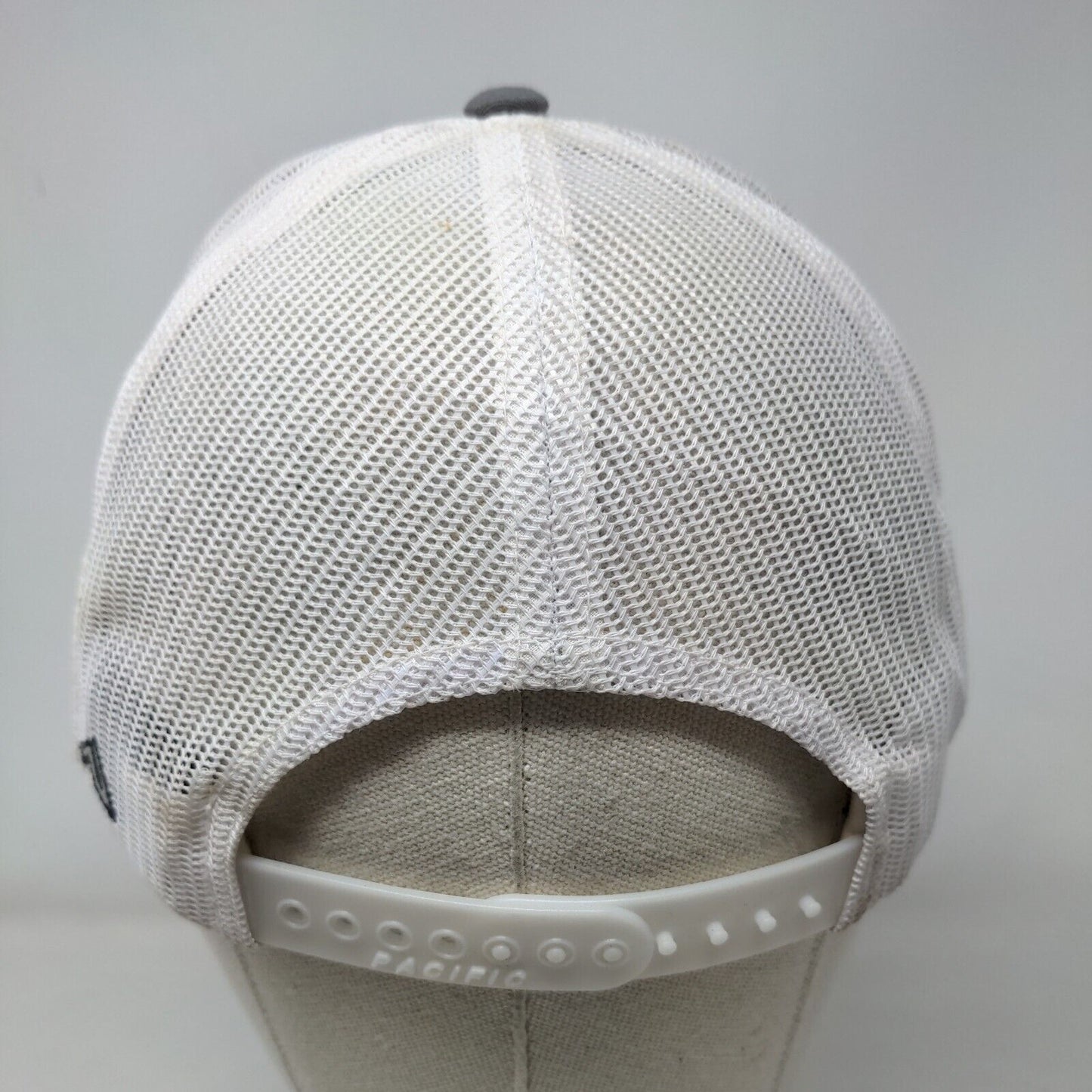 Armadillo Hat Co. Snapback Mesh Back Trucker Hat Gray One Size Pacific