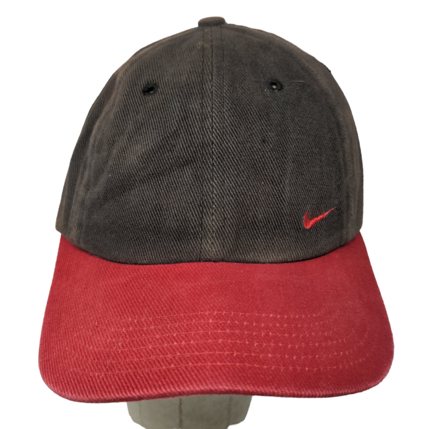 Nike Men's Fitted Hat Black Red Size 7 3/8 Embroidered Logo H9WDI Cotton