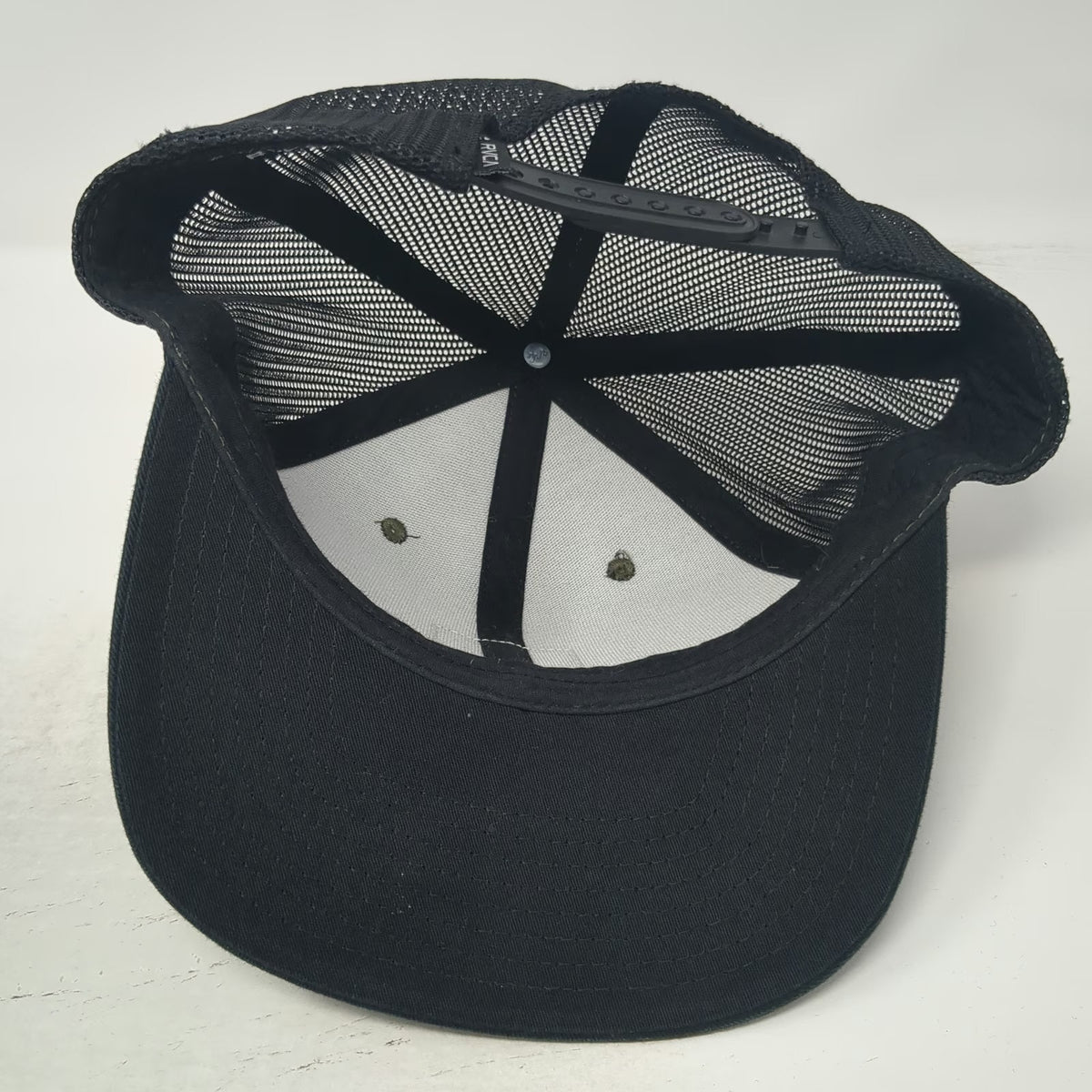 RVCA Trucker Hat Black Green One Size Camo Logo Patch Mesh Back Snapback Surf