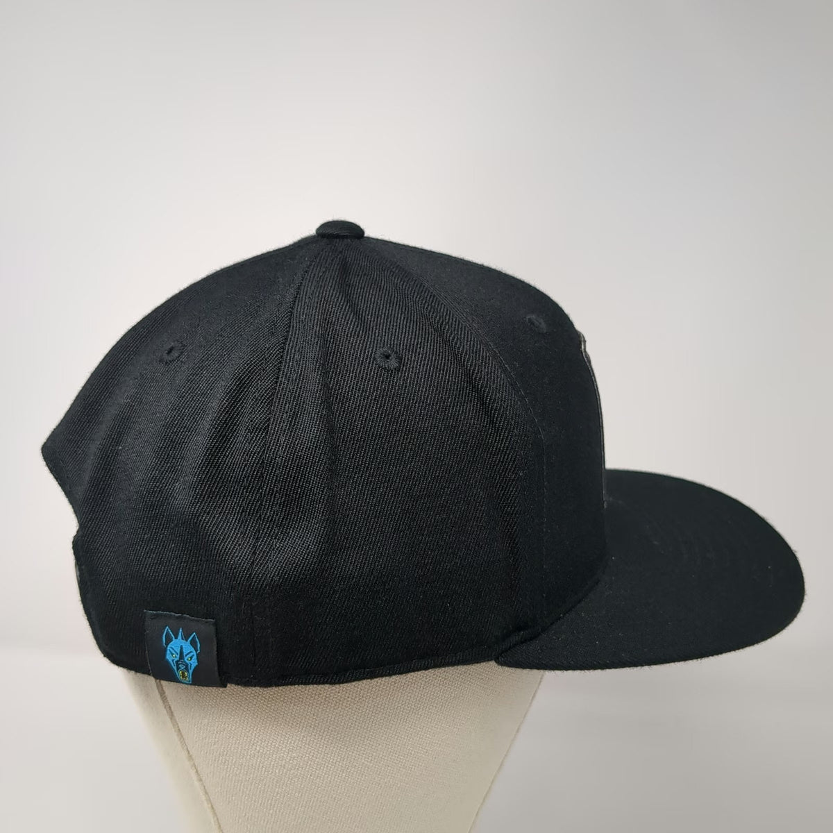 Yupoong Snapback Black Hat One Size Blue Hyena Patch Flexfit 110 Structured Cap