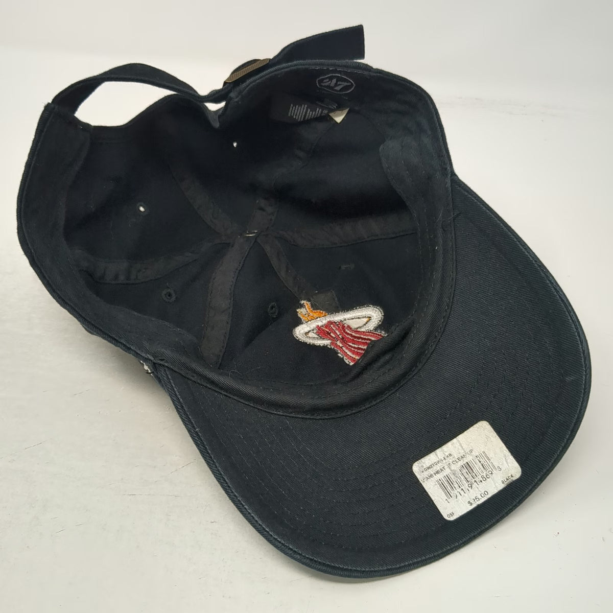 Miami Heat NBA '47 Baseball Cap Black One Size Strapback Embroidered Logo Hat