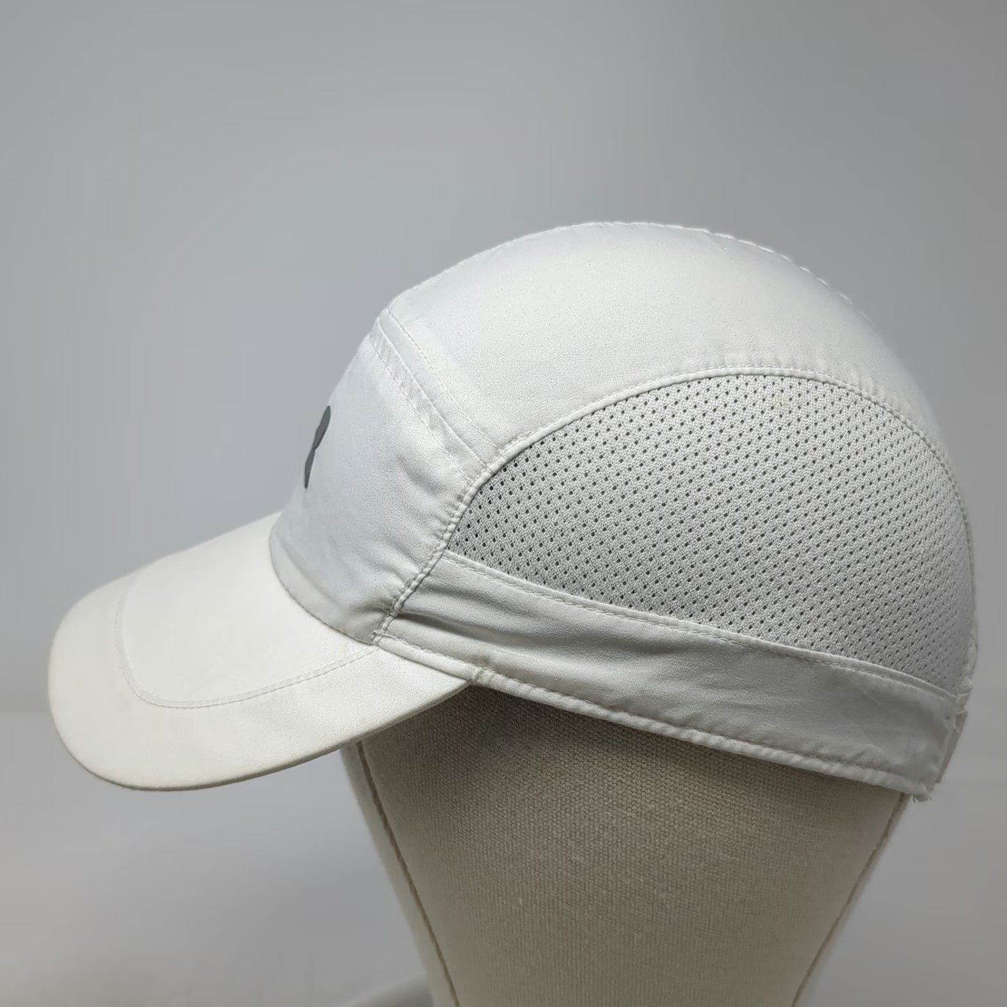 Under Armour White One Size 5 Panel Hat Mesh Strapback Reflective Logo